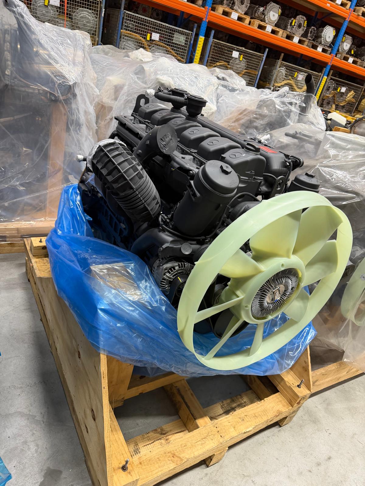 Industriemotor Mercedes OM460